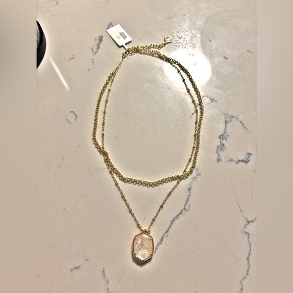 Kendra Scott Daphne Gold Coral Frame Multi Strand Iridescent Necklace, NWT - Picture 3 of 5